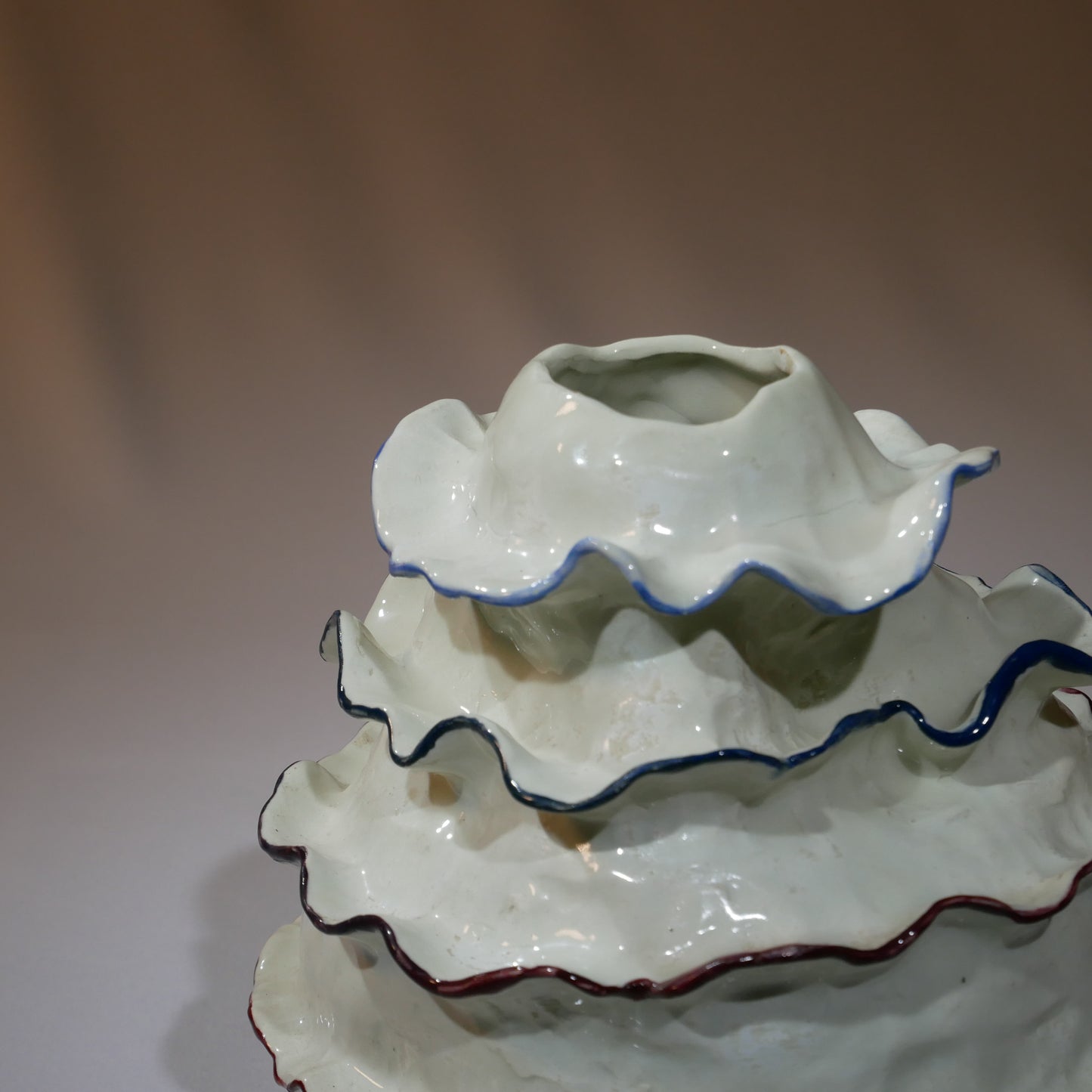 CRACKED VASE #001